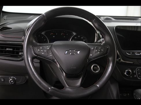Certified 2022 Chevrolet Equinox RS w/ Infotainment Package FWD image 7