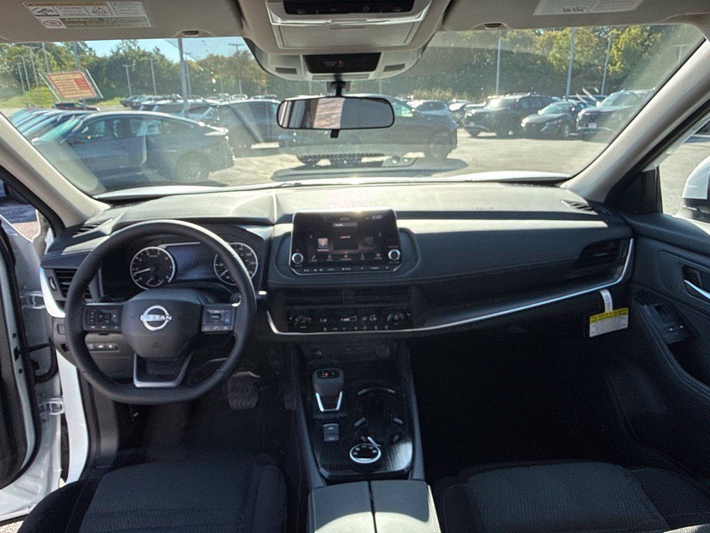 New 2026 Nissan Rogue SV AWD/4WD image 13