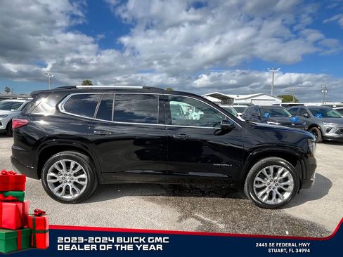 New 2026 GMC Acadia Denali w/ Super Cruise Package image 8