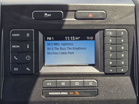 Used 2021 Ford F250 XL w/ STX Appearance Package image 16