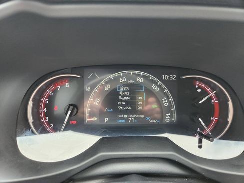 Used 2024 Toyota RAV4 XLE AWD/4WD image 14