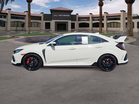 Used 2018 Honda Civic Type R image 5
