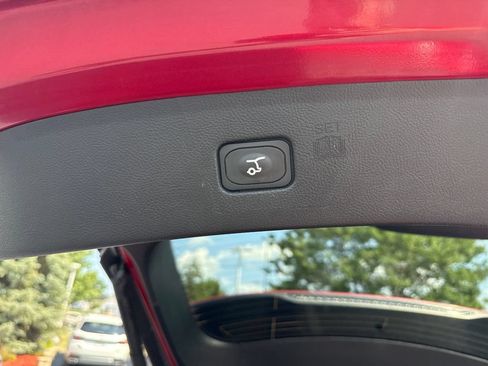 Used 2024 Ford Edge Titanium AWD/4WD image 43