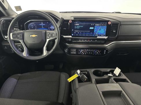 Used 2025 Chevrolet Silverado 1500 LT image 26