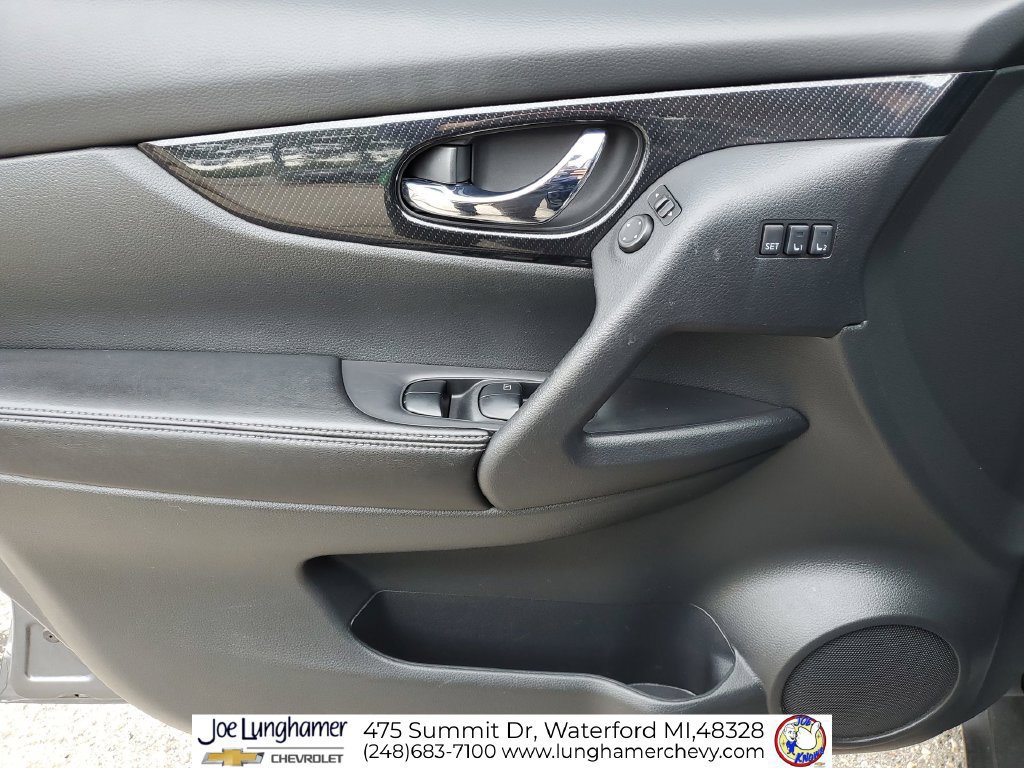 Used 2019 Nissan Rogue SL FWD image 23