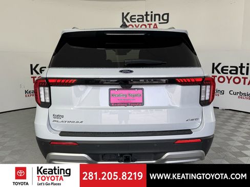 Used 2025 Ford Explorer Platinum w/ LUX Leather Package image 6