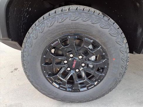 New 2026 GMC Canyon Elevation image 21