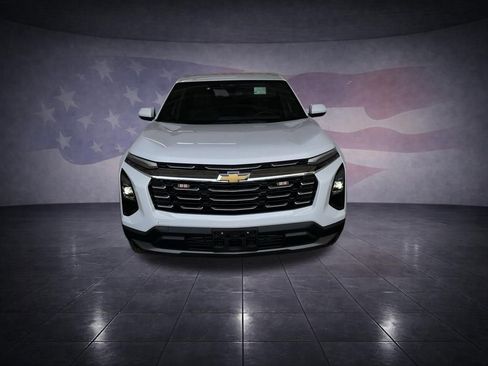 Used 2025 Chevrolet Equinox LT image 8