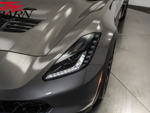 Used 2016 Chevrolet Corvette Z06 w/ 3LZ Preferred Equipment Group image 19