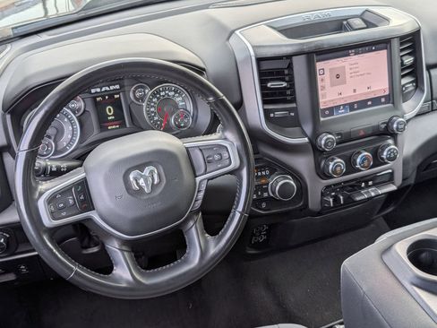 Used 2022 RAM 1500 Big Horn AWD/4WD image 5
