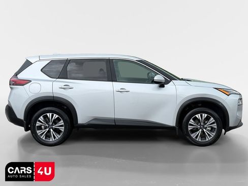 Used 2023 Nissan Rogue SV FWD image 8