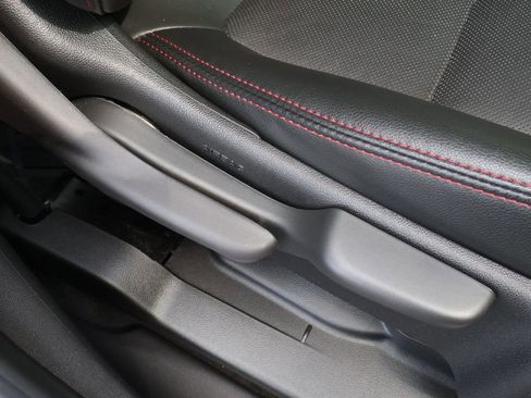 Used 2022 Chevrolet Equinox RS w/ RS Leather Package image 44