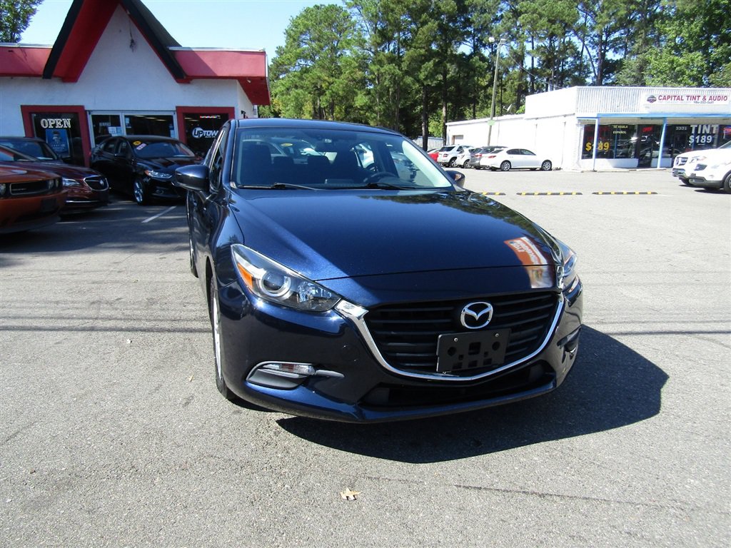 Used 2017 MAZDA MAZDA3 Sport w/ Preferred Equipment Package FWD image 10