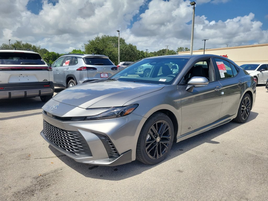 Used 2026 Toyota Camry SE w/ Convenience Package FWD image 31