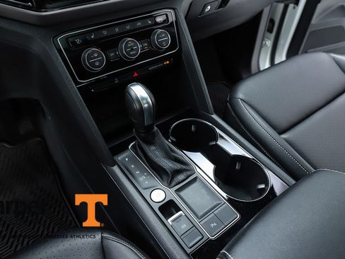 Used 2020 Volkswagen Atlas Cross Sport SEL FWD image 24