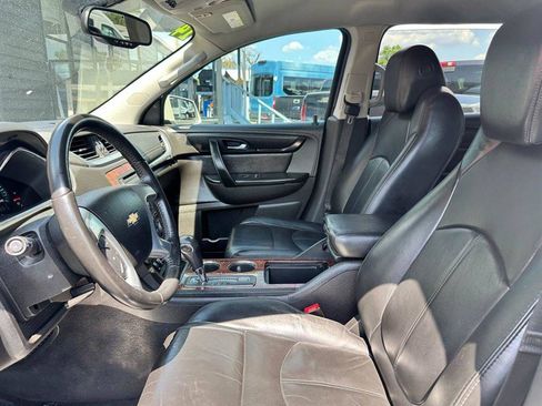 Used 2014 Chevrolet Traverse LT FWD image 9