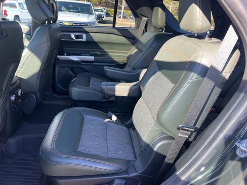 Used 2022 Ford Explorer Timberline image 15