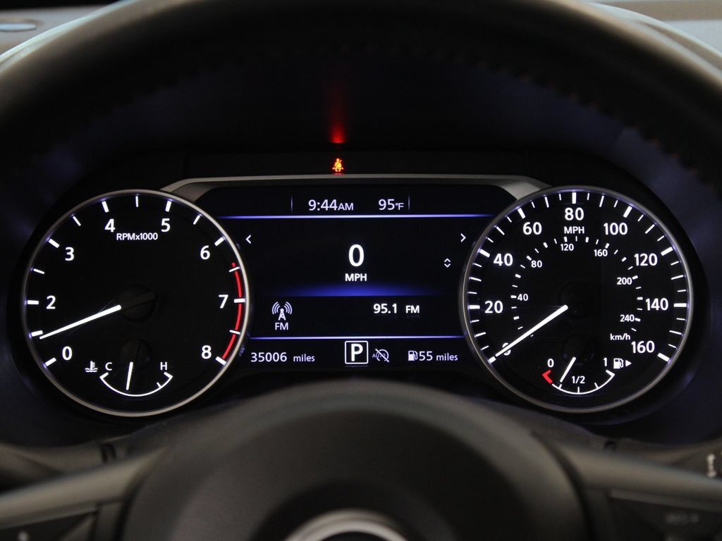 Used 2024 Nissan Sentra SR FWD image 19