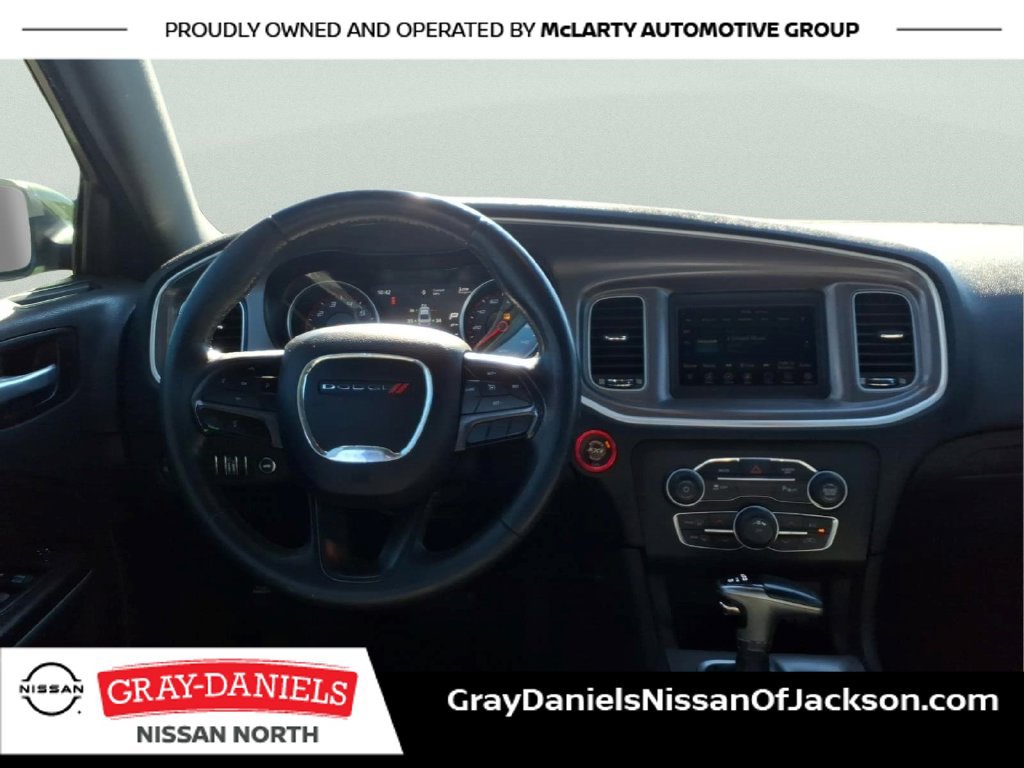 Used 2019 Dodge Charger SXT RWD image 8