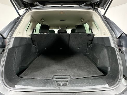 Used 2023 Nissan Rogue S image 27
