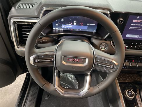 New 2025 GMC Canyon Elevation w/ Convenience Package image 18