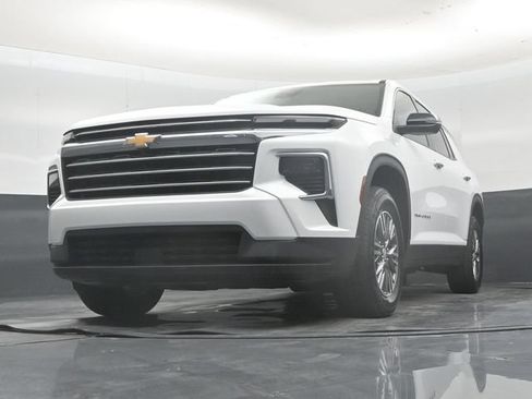 Used 2026 Chevrolet Traverse LT FWD image 54