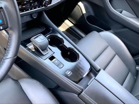 Used 2021 Nissan Rogue SL w/ Premium Package FWD image 15