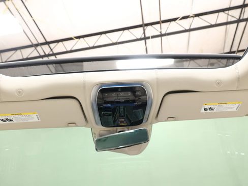 Used 2021 Mercedes-Benz Maybach S 580 4MATIC image 46
