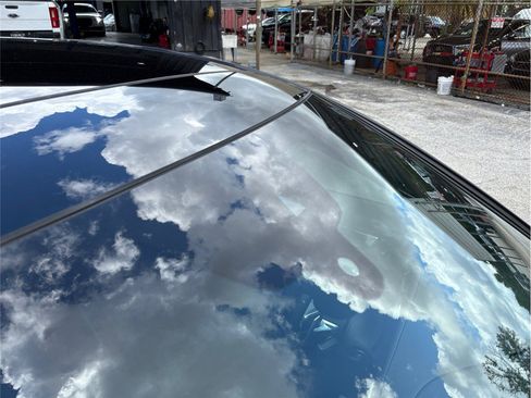 Used 2017 Porsche Panamera 4S image 12