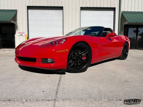 Used 2009 Chevrolet Corvette Coupe w/ Z51 Performance Package image 65