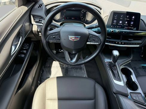 Used 2021 Cadillac CT4 Luxury RWD image 4