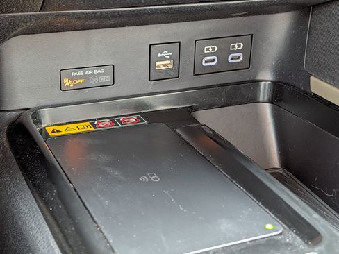 Certified 2025 Toyota Camry LE image 28