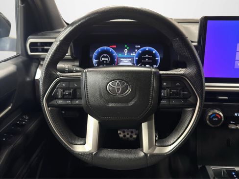 Used 2024 Toyota Tacoma TRD Sport image 14