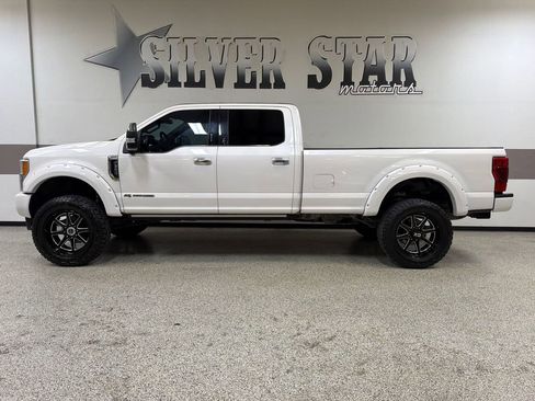 Used 2018 Ford F350 Platinum w/ Platinum Ultimate Package AWD/4WD image 1