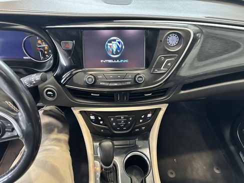 Used 2018 Buick Envision Premium w/ Driver Confidence Package image 10