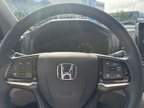 Certified 2025 Honda Odyssey EX-L image 15