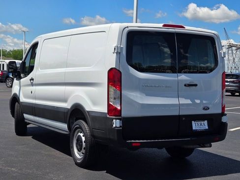 Used 2020 Ford Transit 250 Low Roof RWD image 12
