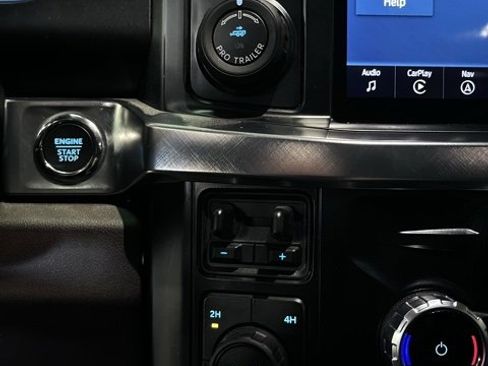 Used 2025 Ford F250 King Ranch w/ FX4 Off-Road Package image 29