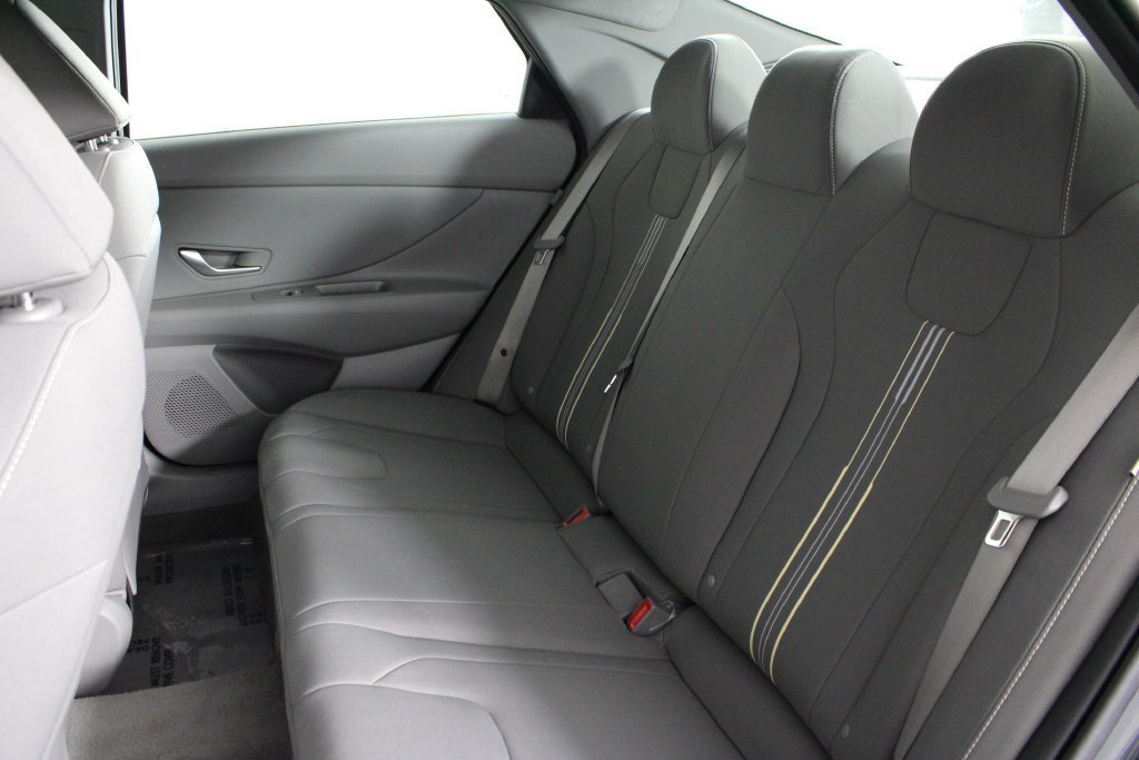 Certified 2026 Hyundai Elantra Sport FWD image 21