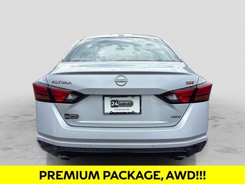Used 2024 Nissan Altima 2.5 SR w/ SR Premium Package image 4