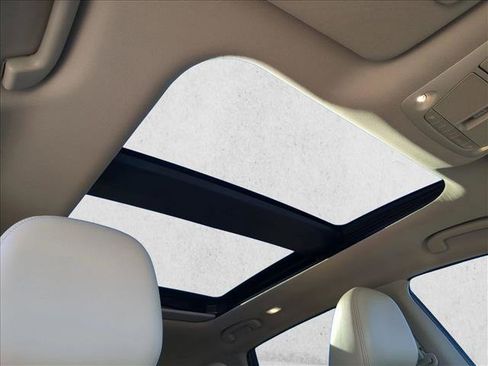 Used 2016 Nissan Murano Platinum w/ Platinum Technology Package image 16