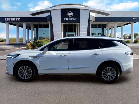 Used 2024 Buick Enclave Premium AWD/4WD image 7