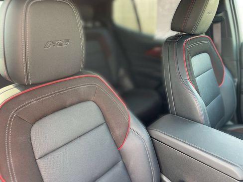 Used 2025 Chevrolet Equinox EV RS AWD/4WD image 30