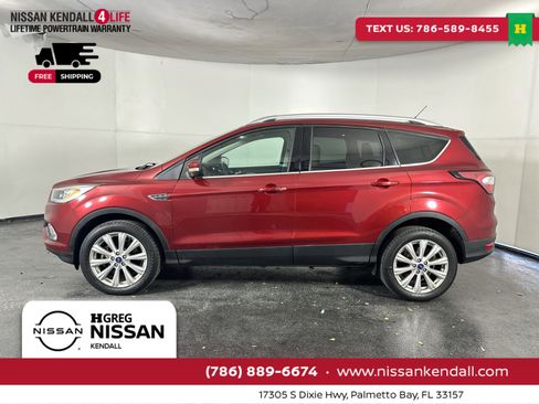 Used 2017 Ford Escape Titanium image 7