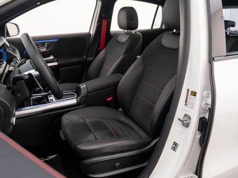 New 2025 Mercedes-Benz GLA 35 AMG GLA 35 AMG image 17