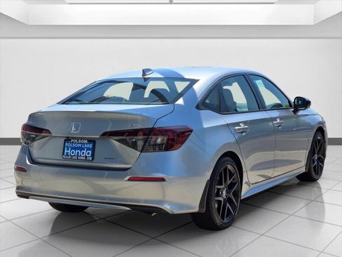 Used 2025 Honda Civic Sport Touring image 5