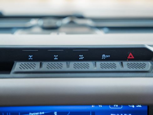 Certified 2022 Ford Bronco Wildtrak image 29