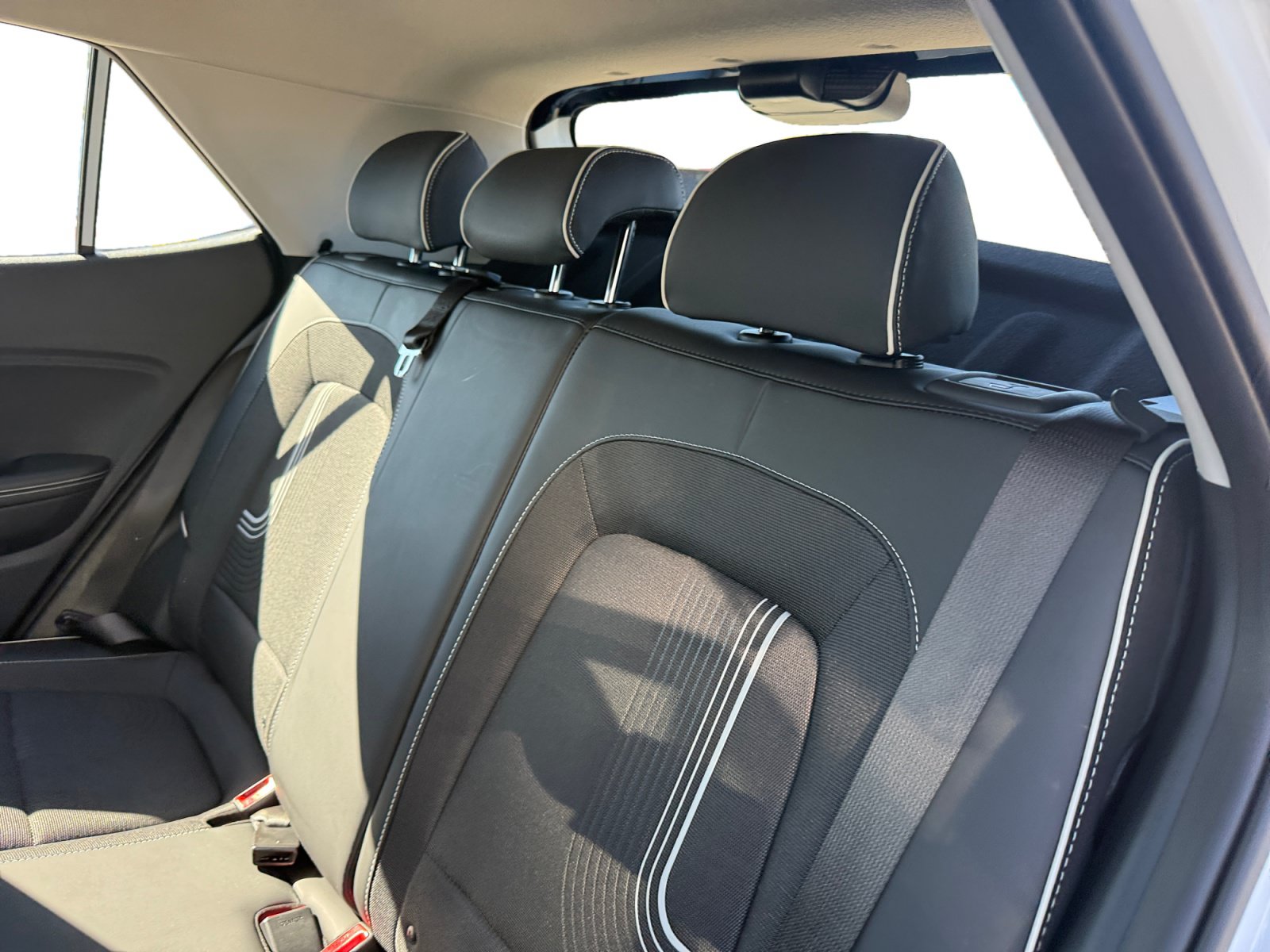 Certified 2026 Hyundai Venue SEL FWD image 16
