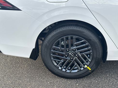 New 2026 Nissan Sentra SV image 17