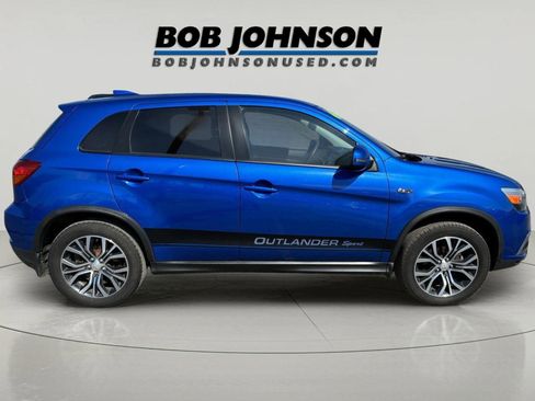 Used 2019 Mitsubishi Outlander Sport ES AWD/4WD image 2
